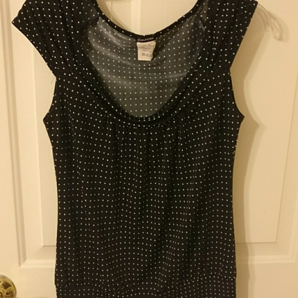 Short sleeve dressy top